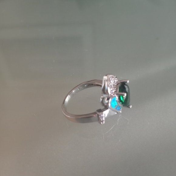 **2 For $45**925 Sliver Lab created Emerald  ring sz 7.5 - Picture 3 of 5